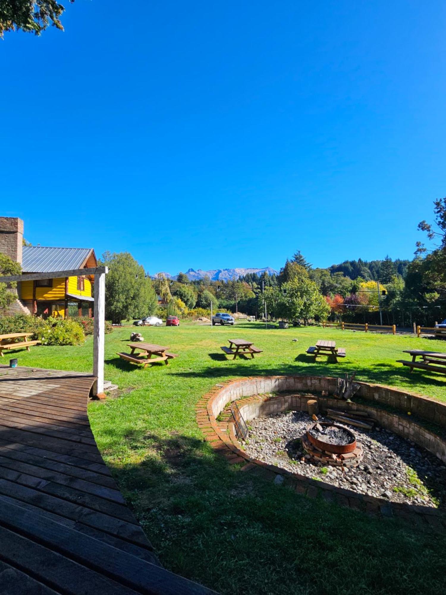 Hostel Capsula Refugio Oeste San Carlos de Bariloche Exterior foto